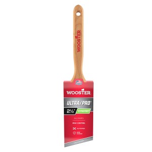 Wooster Ultra/Pro Extra Firm Lindbeck 2.5" Angled Sash Paint Brush